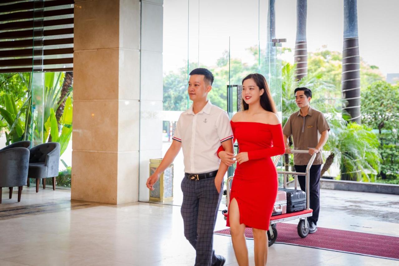 Muong Thanh Grand Ha Long Hotel Exterior photo
