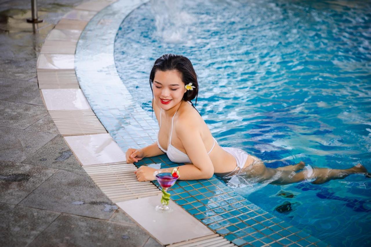 Muong Thanh Grand Ha Long Hotel Exterior photo