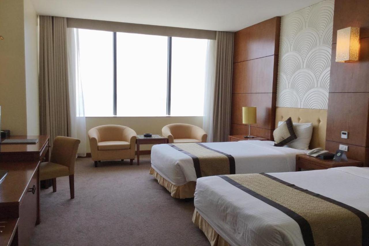 Muong Thanh Grand Ha Long Hotel Exterior photo