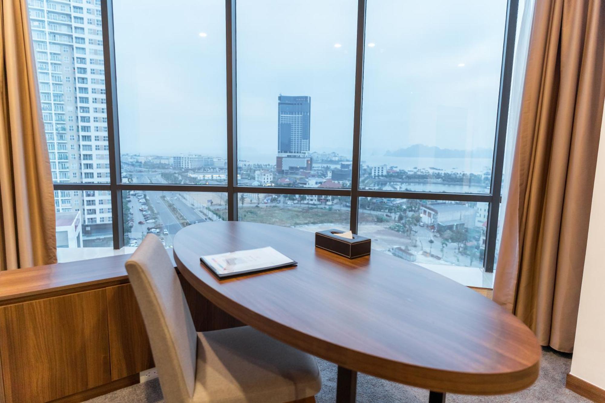 Muong Thanh Grand Ha Long Hotel Exterior photo